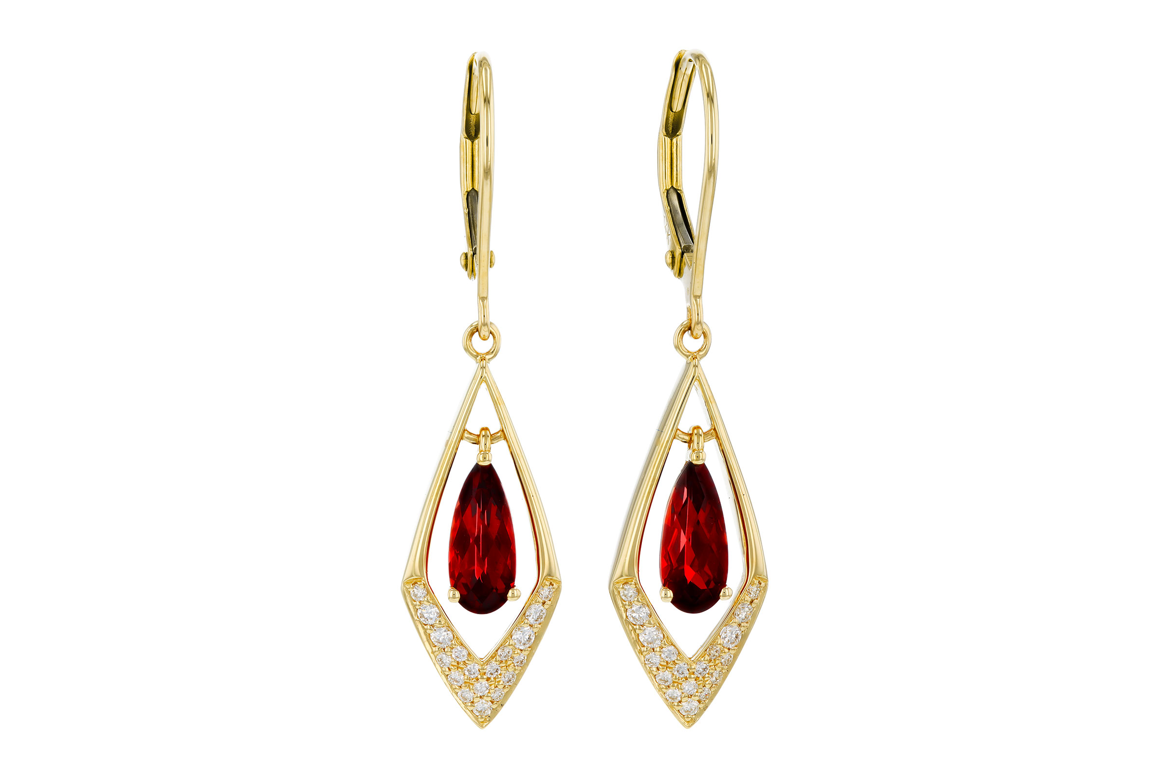 K294-48112: EARR 1.13 TW GARNET 1.28 TGW