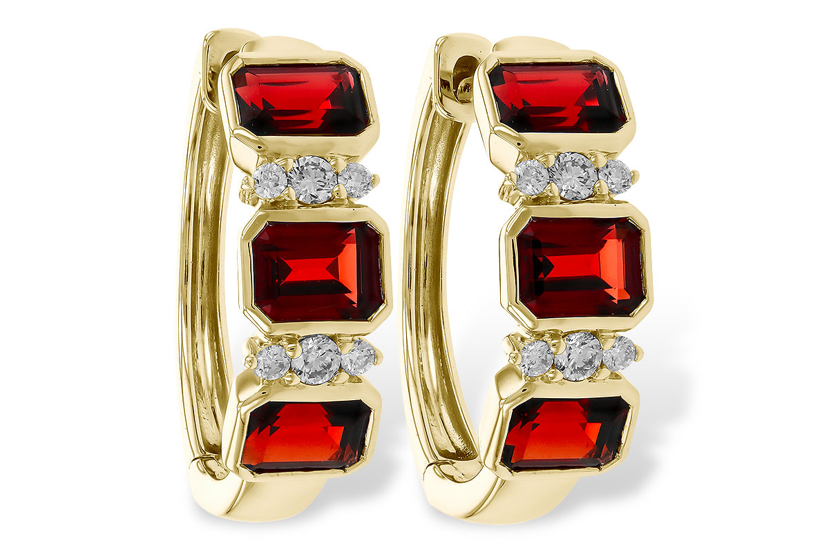 L293-57240: EARRING 1.50 TW GARNET 1.61 TGW