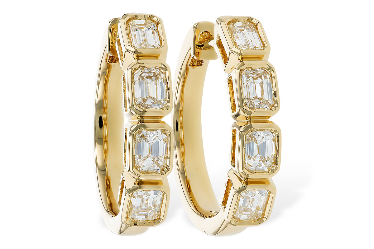 M292-69912: EARRINGS 1.10 TW EMERALD CUTS